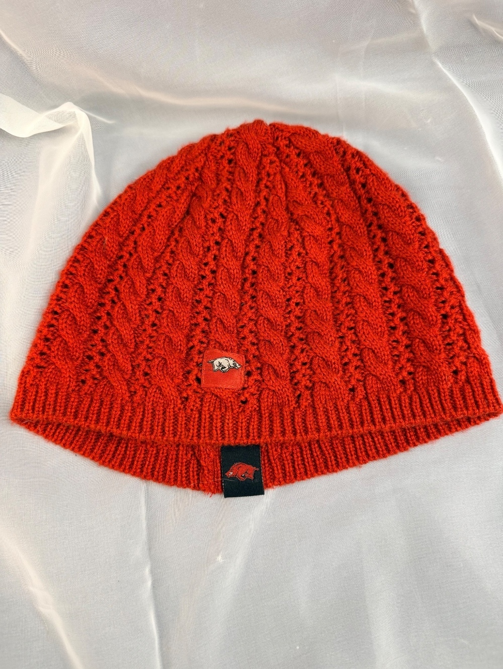 Nike Arkansas Razorbacks Cable Knit Beanie Hat Red OSFA NCAA Hog Logo